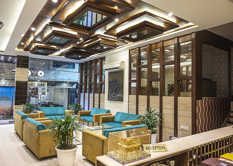 Hotel Royals Grand Galaxy